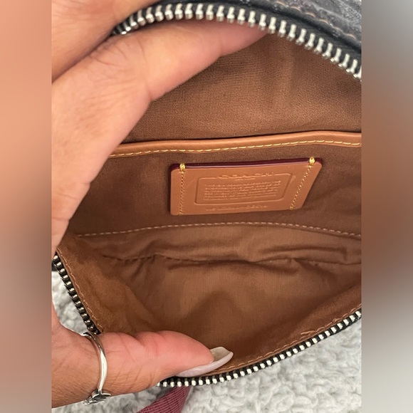 Coach Belt Bag - Picture 5 of 10